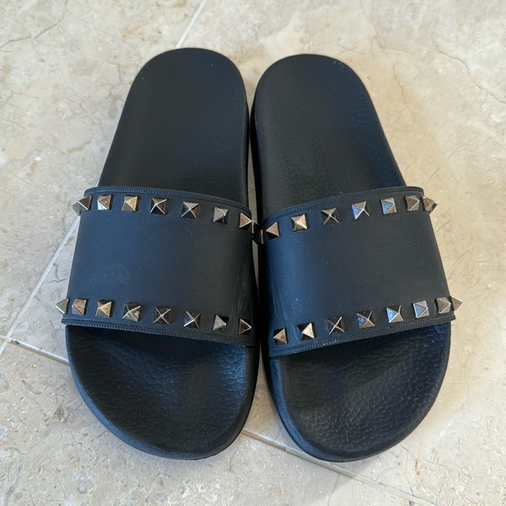 VALENTINO GARAVANI pool slides